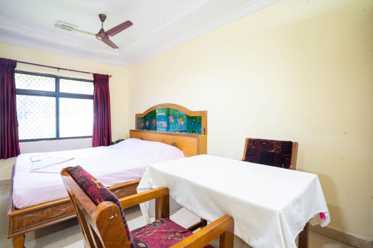 Hotel Tamilnadu, Courtallam I Kuttalam  Bagian luar foto