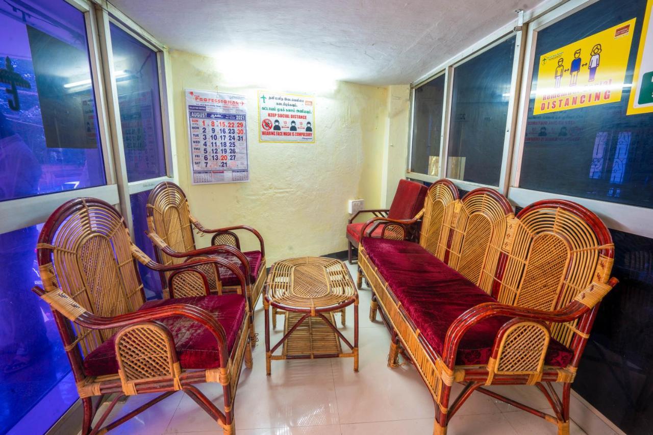 Hotel Tamilnadu, Courtallam I Kuttalam  Bagian luar foto